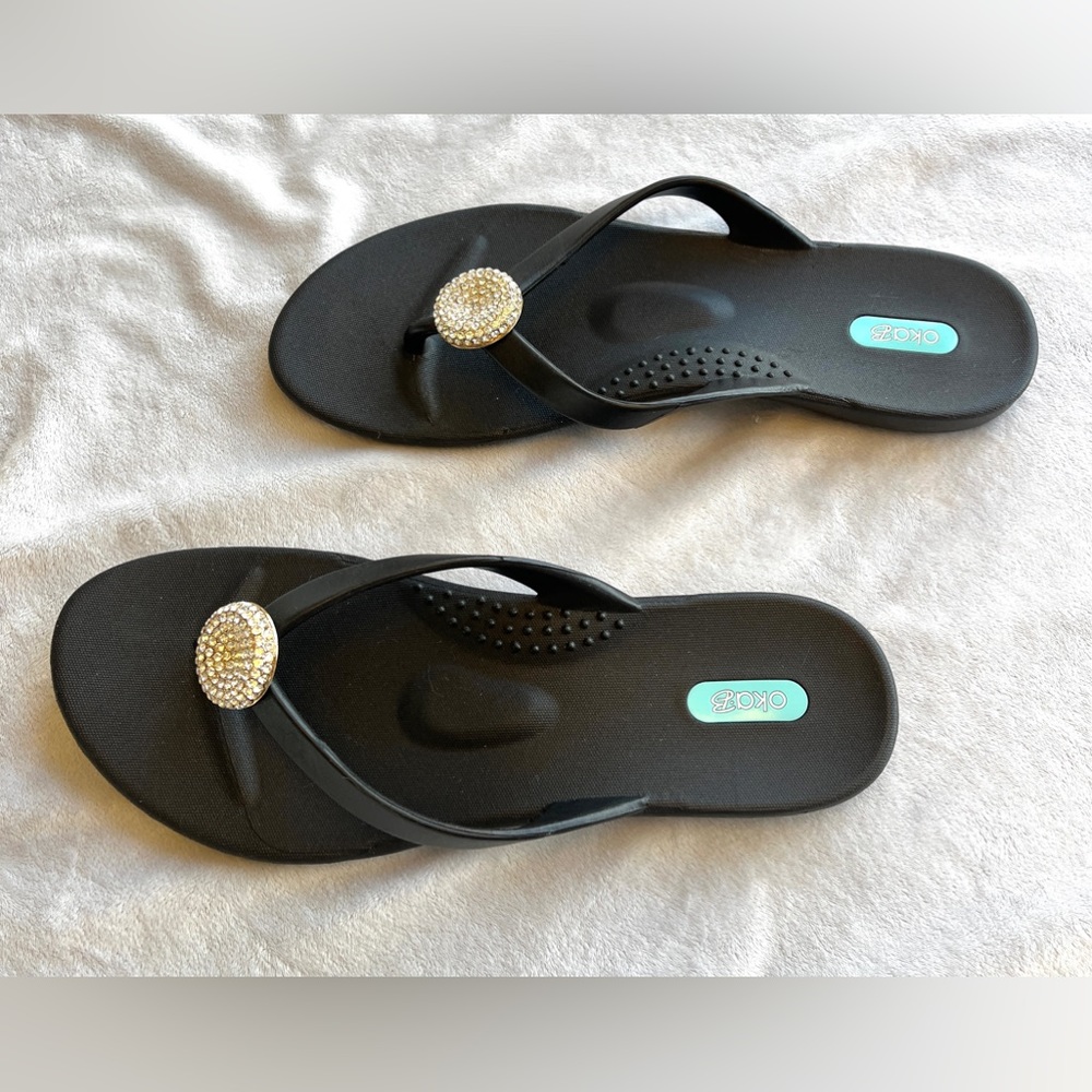 OKA B. Flip Flops